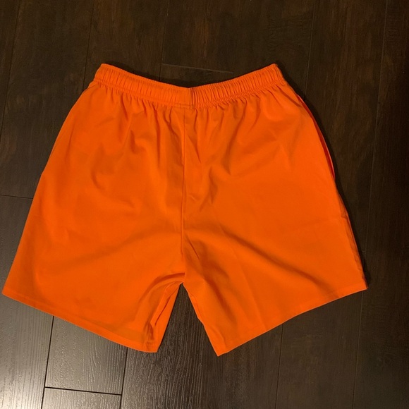 GYMSHARK workout shorts orange - Picture 2 of 3